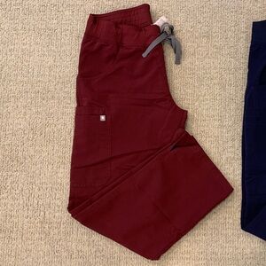 FIGS scrubs - Petite Medium Kade Cargo Scrub Pants